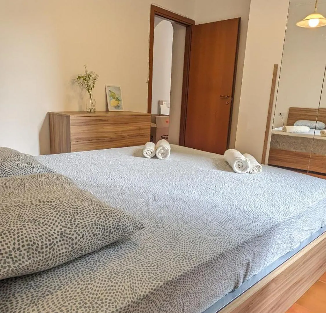 Lake Como Modern And Cozy Apt Live Like A Local Апартаменты