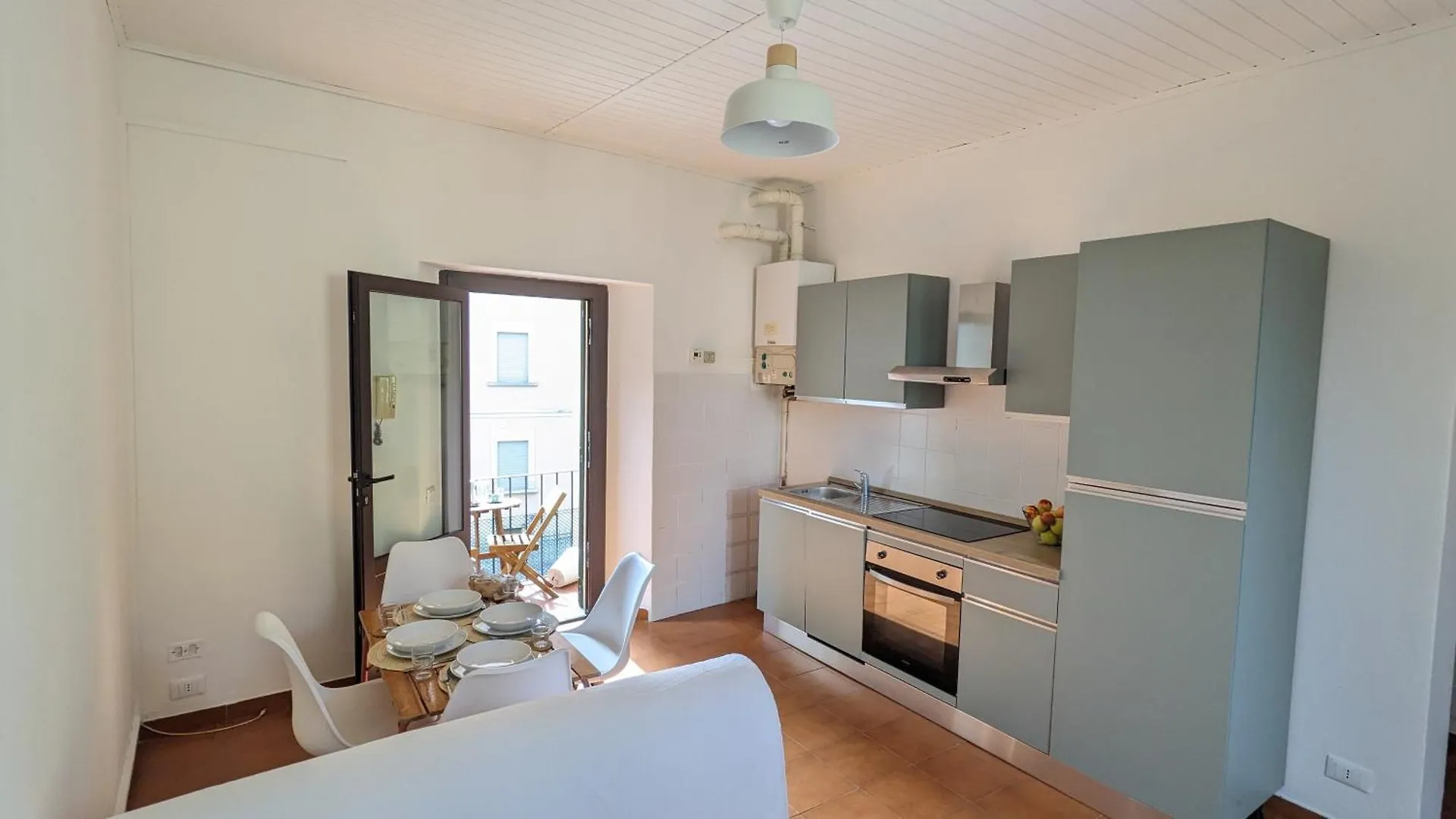 Lake Como Modern And Cozy Apt Live Like A Local 0*,  意大利