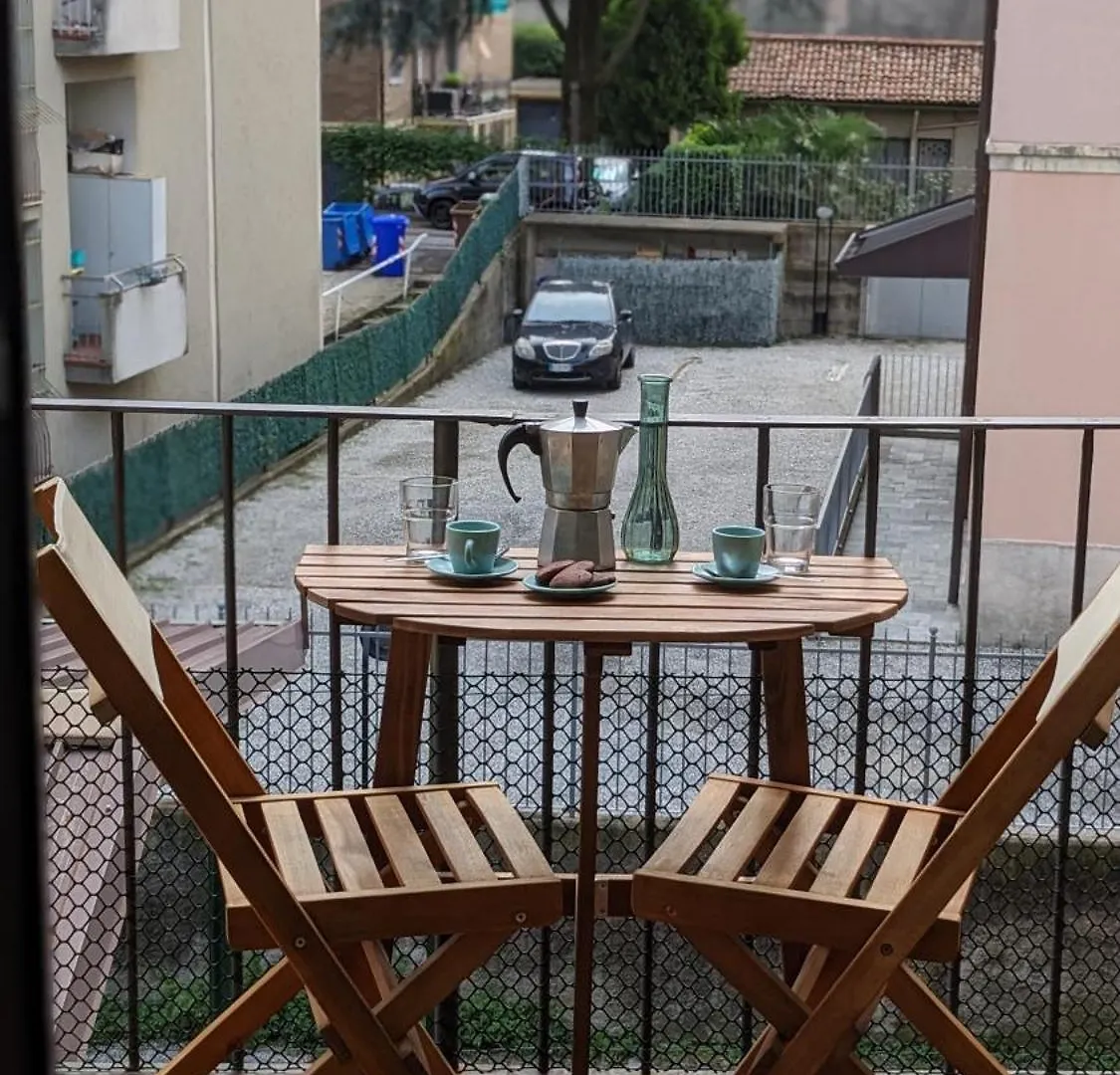 Lake Como Modern And Cozy Apt Live Like A Local 0*,